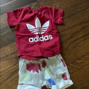 Adidas Set - tshirt and sweater shorts
